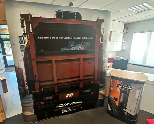 Popup stena referencia
